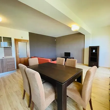 Spacious With Beautiful View Appartement Vel'ka Lomnica